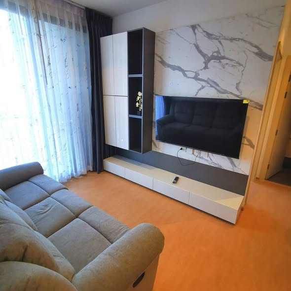living room of MARU Ekkamai 2
