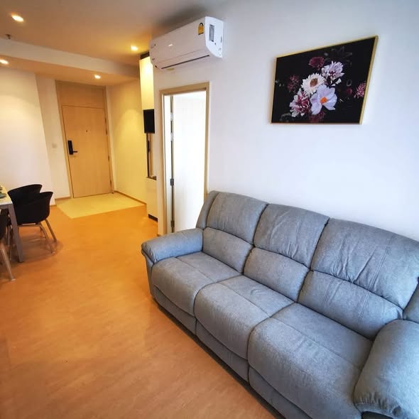 living room of MARU Ekkamai 2