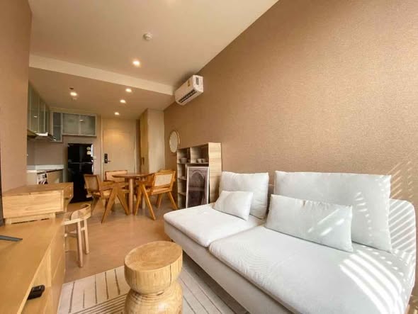 living room of MARU Ekkamai 2