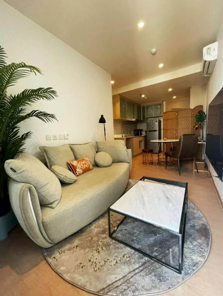 living room of MARU Ekkamai 2