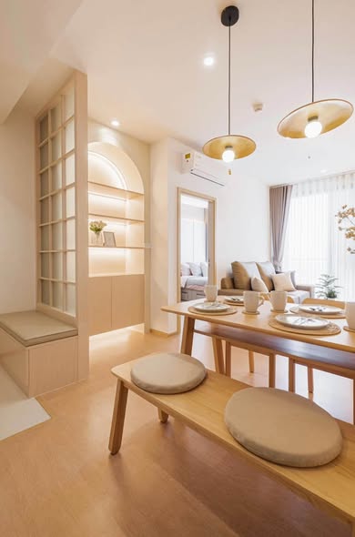 living room and room interior of MARU Ekkamai 2