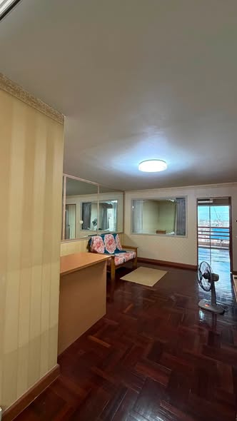 Master View Executive Place