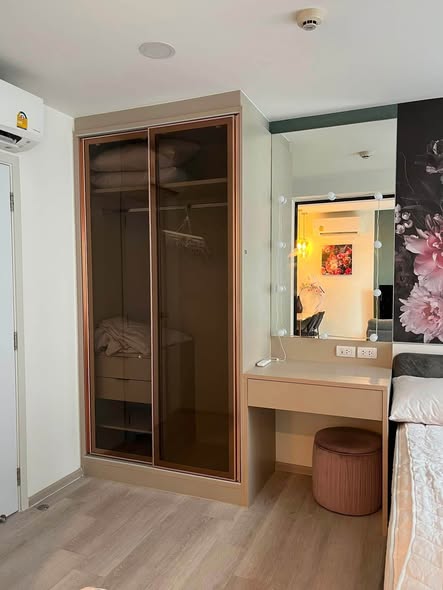 room interior of Maxxi Prime Sutthisan Condo