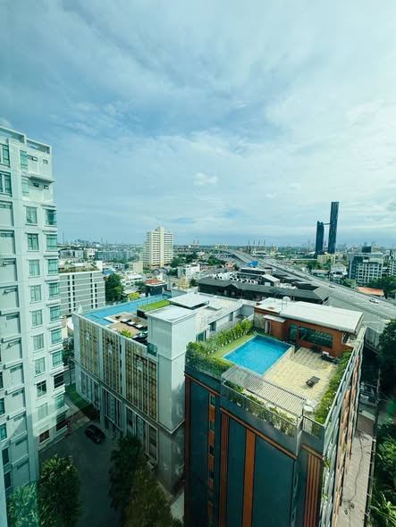 Mayfair Place Sukhumvit 50