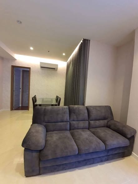 living room of Mayfair Place Sukhumvit 50