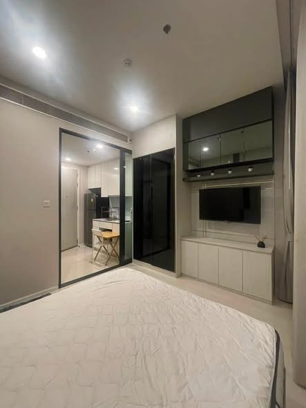 bedroom of แมสซารีน รัชโยธิน | Mazarine Ratchayothin by Grand Unity