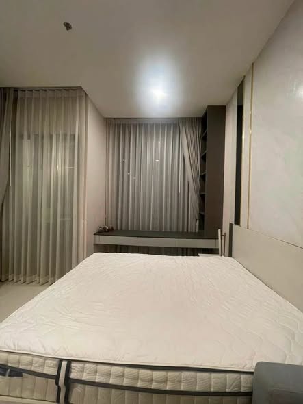 bedroom of แมสซารีน รัชโยธิน | Mazarine Ratchayothin by Grand Unity