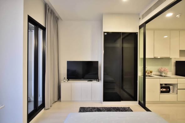 bedroom and living room and room interior of แมสซารีน รัชโยธิน | Mazarine Ratchayothin by Grand Unity