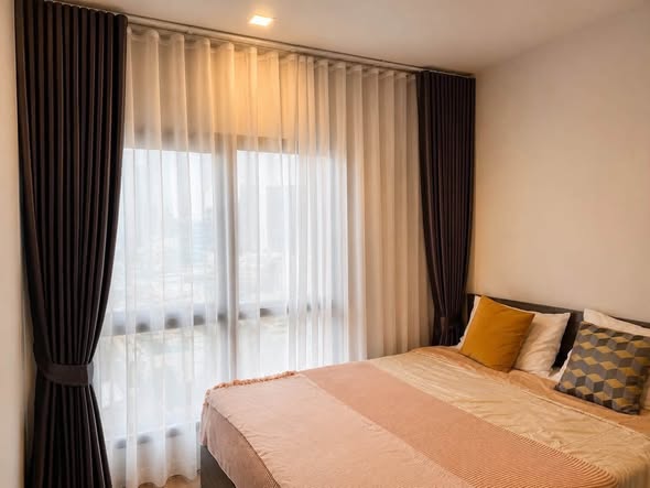 bedroom of Metris Lat Phrao