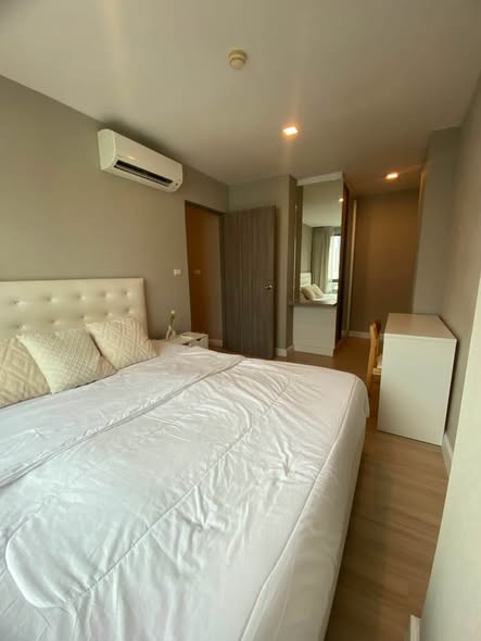 bedroom of Metro Luxe Ratchada