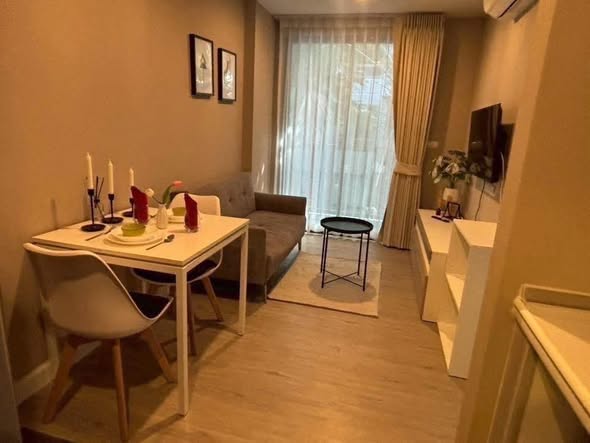 room interior of Metro Luxe Riverfront Rattanathibet