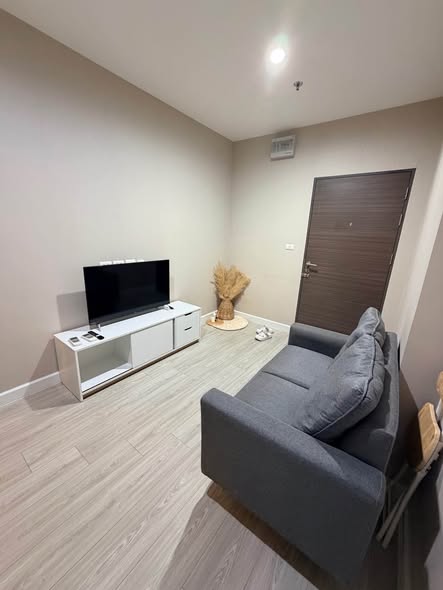 living room of Metro Sky Prachachuen