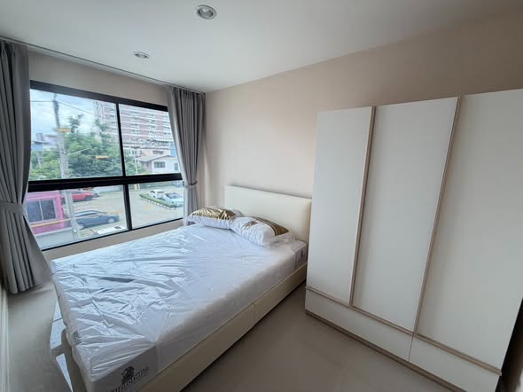 bedroom of Metro Sky Ratchada