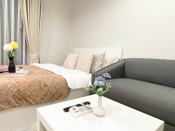 bedroom of Metro Sky Wutthakat