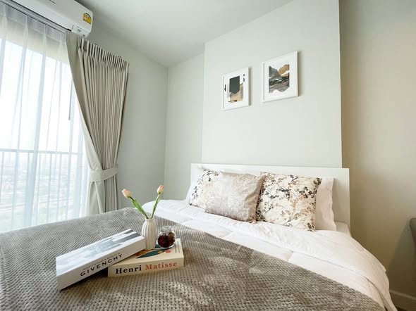 bedroom of Metro Sky Wutthakat