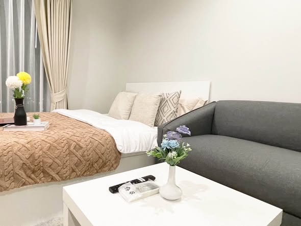 bedroom of Metro Sky Wutthakat