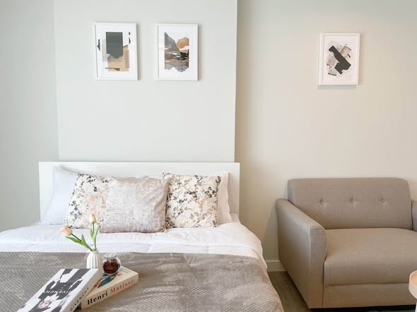 bedroom and living room of Metro Sky Wutthakat