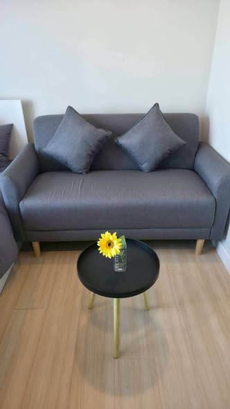 living room of Metro Sky Wutthakat