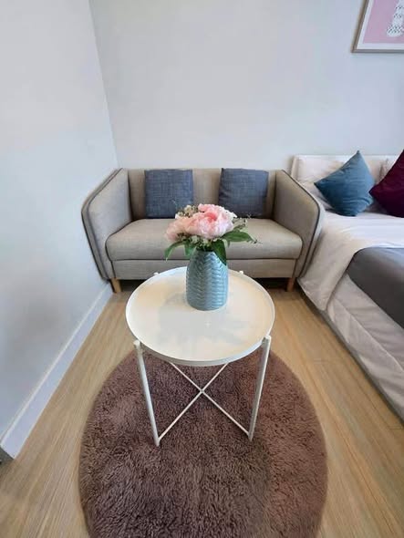 living room of Metro Sky Wutthakat