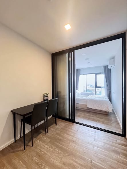 bedroom and room interior of Modiz Sukhumvit 50 โมดิซ สุขุมวิท 50