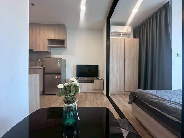 bedroom and room interior of Modiz Sukhumvit 50 โมดิซ สุขุมวิท 50