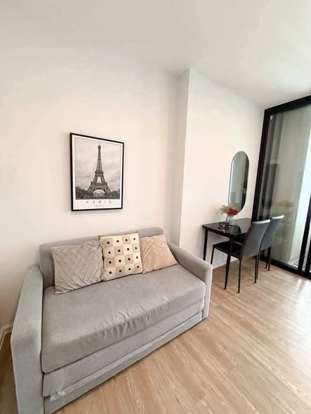 living room and bedroom of Modiz Sukhumvit 50 โมดิซ สุขุมวิท 50