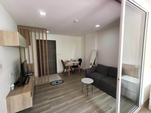 room interior of Moniiq Sukhumvit 64