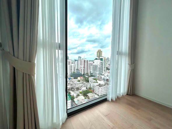 bedroom of MUNIQ Sukhumvit 23