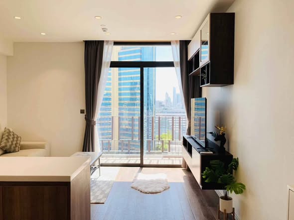 living room of MUNIQ Sukhumvit 23