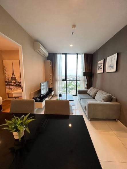 living room of Mövenpick Ekkamai Bangkok