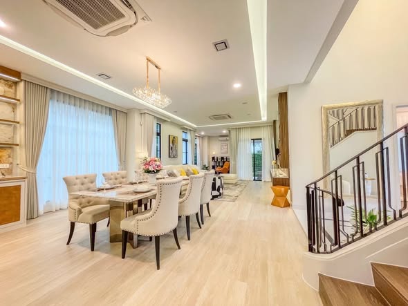 living room of Nantawan Rama 9 – New Krungthepkreetha