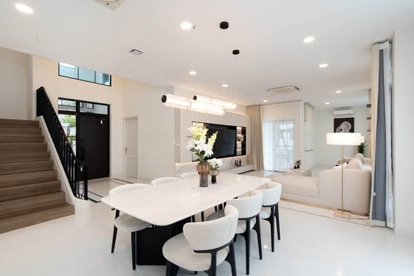living room and room interior and kitchen of Nantawan Rama 9 – New Krungthepkreetha