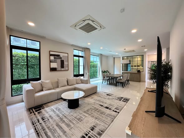 living room of Nantawan Rama 9 Srinakarin