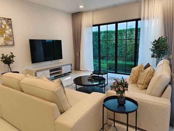 living room of Nantawan Rama 9 Srinakarin