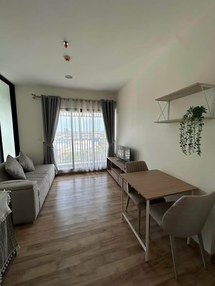 living room and room interior of Niche MONO Charoen Nakhon