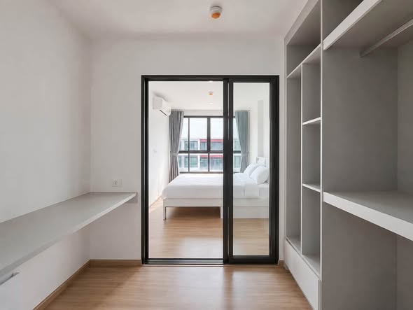 bedroom and room interior of Niche Mono Rama 9