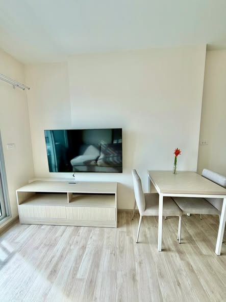 living room and bedroom of Niche MONO Ramkhamhaeng
