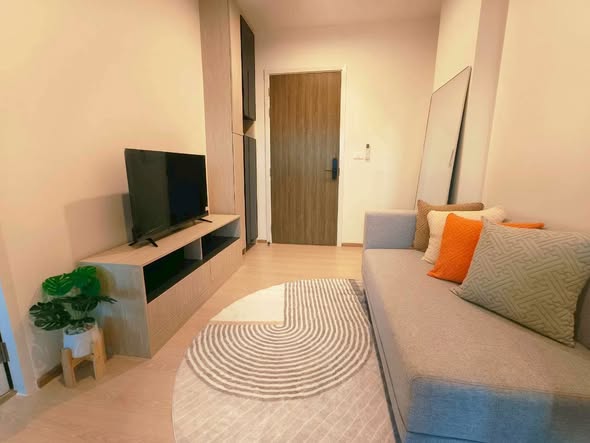 living room and bedroom of Niche Mono Sukhumvit – Puchao : นิช โมโน สุขุมวิท – ปู่เจ้า