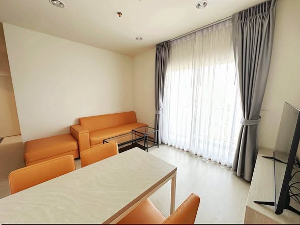 living room and bedroom of Niche Mono Sukhumvit – Puchao : นิช โมโน สุขุมวิท – ปู่เจ้า