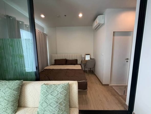 bedroom and room interior of Niche MONO Sukhumvit Bearing