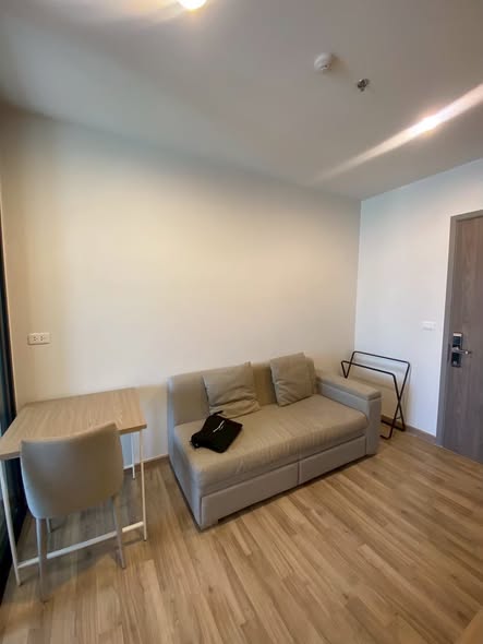 living room of Niche MONO Sukhumvit Bearing
