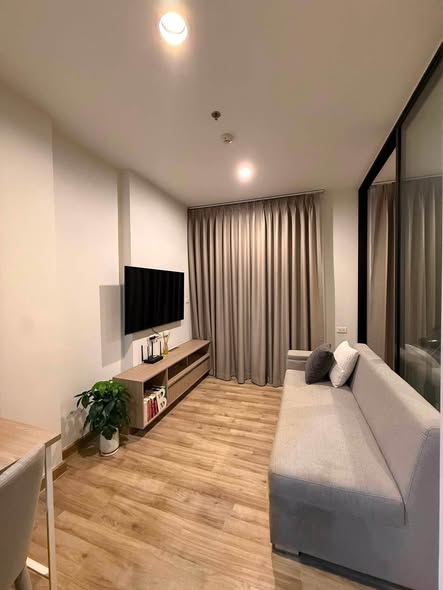 living room and bedroom of Niche MONO Sukhumvit Bearing