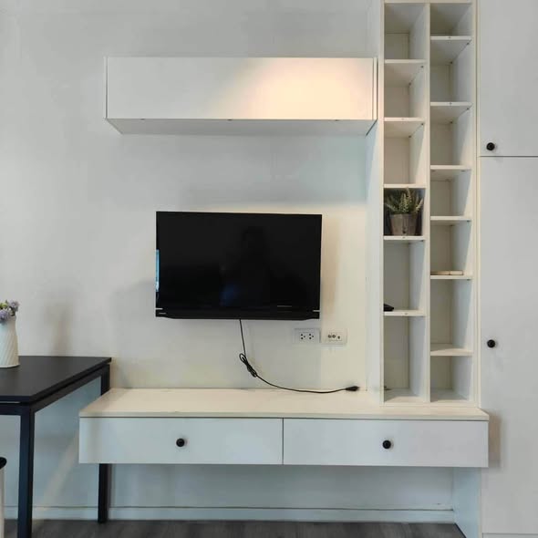 living room and room interior of Niche MONO Sukhumvit Bearing
