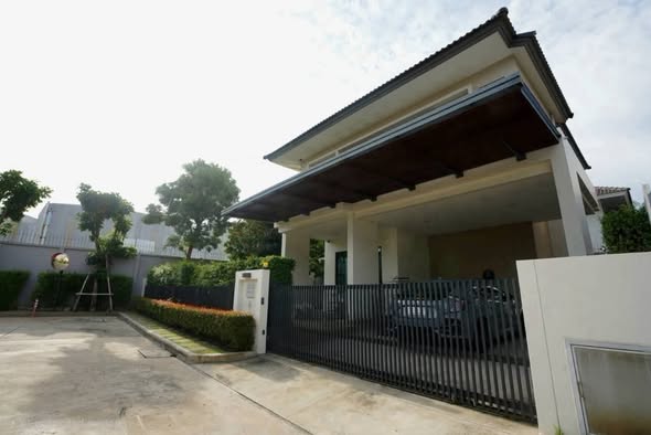 Nirati Bang Na
