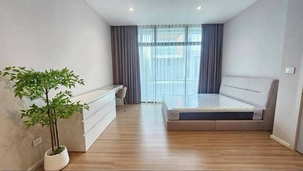 bedroom and living room of Nirvana Define Srinakarin-Rama9
