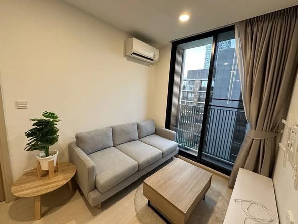 bedroom and living room of Noble Ambience Sukhumvit 42