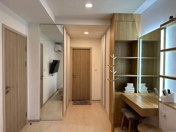 bedroom and room interior of Noble Ambience Sukhumvit 42