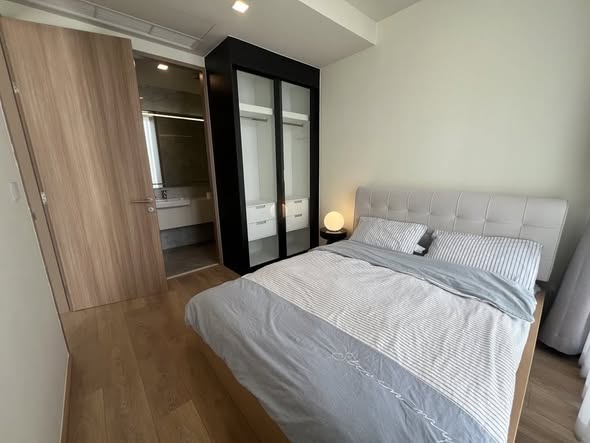 bedroom and room interior of Noble Around Sukhumvit 33