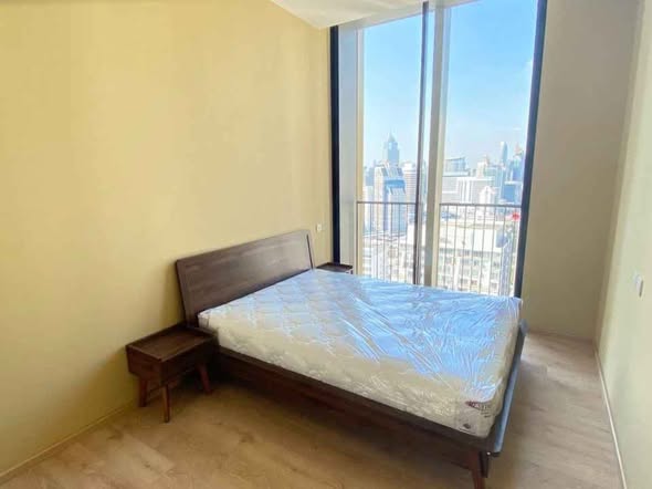 bedroom of Noble BE 19