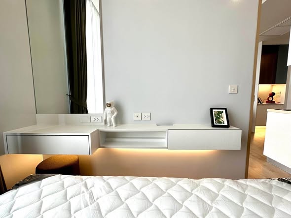 bedroom of Noble BE 19